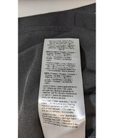 Expérience d'achat simple et satisfaisante pour cette fripe 564466 de qualité, offert par Once Again.
