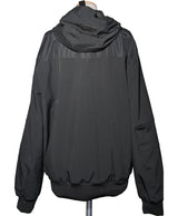 564891 Once Again, la référence de la friperie en ligne pour des achats de vêtements d'occasion sans souci et en état parfait.