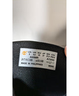 564893 Once Again, la référence de la friperie en ligne pour des achats de vêtements d'occasion sans souci et en état parfait.
