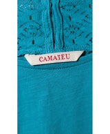 La garantie Once Again : 564985 vêtements d'occasion de marque en état irréprochable.
