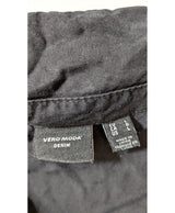 La garantie Once Again : 564992 vêtements d'occasion de marque en état irréprochable.
