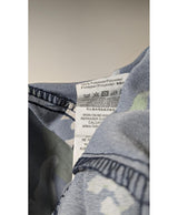 565162 Once Again, la référence de la friperie en ligne pour des achats de vêtements d'occasion sans souci et en état parfait.