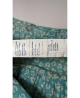 Expérience d'achat simple et satisfaisante pour cette fripe 565311 de qualité, offert par Once Again.