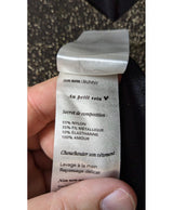 Expérience d'achat simple et satisfaisante pour cette fripe 565590 de qualité, offert par Once Again.