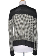 Expérience d'achat simple et satisfaisante pour cette fripe 565944 de qualité, offert par Once Again.