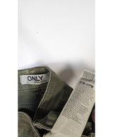 Le choix intelligent pour la mode durable, cette pièce 567266 Once Again allie parfait état et prix abordable.