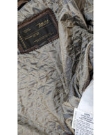 La garantie Once Again : 567327 vêtements d'occasion de marque en état irréprochable.