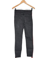 La garantie Once Again : 567628 vêtements d'occasion de marque en état irréprochable.