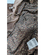 La garantie Once Again : 567830 vêtements d'occasion de marque en état irréprochable.