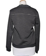 Expérience d'achat simple et satisfaisante pour cette fripe 568312 de qualité, offert par Once Again.