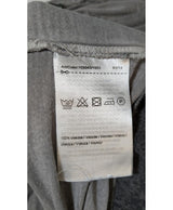 Expérience d'achat simple et satisfaisante pour cette fripe 568315 de qualité, offert par Once Again.