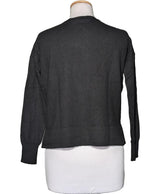 Expérience d'achat simple et satisfaisante pour cette fripe 568325 de qualité, offert par Once Again.
