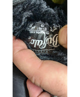 La garantie Once Again : 568360 vêtements d'occasion de marque en état irréprochable.