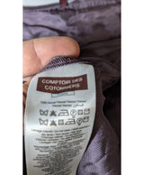 Élégance responsable avec cette pièce vintage 568441 en parfait état, sélectionnée par Once Again.