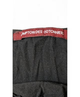 La garantie Once Again : 568537 vêtements d'occasion de marque en état irréprochable.