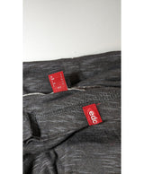 La garantie Once Again : 568573 vêtements d'occasion de marque en état irréprochable.
