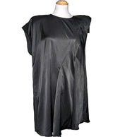 La garantie Once Again : 568653 vêtements d'occasion de marque en état irréprochable.