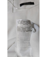 Expérience d'achat simple et satisfaisante pour cette fripe 568850 de qualité, offert par Once Again.