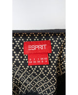 568881 Once Again, la référence de la friperie en ligne pour des achats de vêtements d'occasion sans souci et en état parfait.