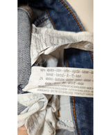 La garantie Once Again : 568897 vêtements d'occasion de marque en état irréprochable.
