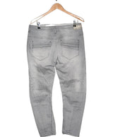 La garantie Once Again : 568933 vêtements d'occasion de marque en état irréprochable.