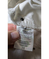 Expérience d'achat simple et satisfaisante pour cette fripe 569020 de qualité, offert par Once Again.