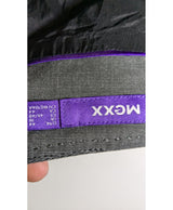 Shopping simplifié avec Once Again pour 569079 : trouvez des pièces uniques en très bon état en quelques clics.