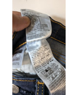 Shopping simplifié avec Once Again pour 569307 : trouvez des pièces uniques en très bon état en quelques clics.