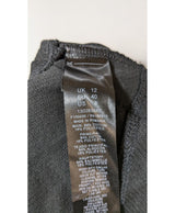 569703 Once Again, la référence de la friperie en ligne pour des achats de vêtements d'occasion sans souci et en état parfait.