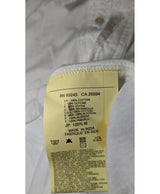 La garantie Once Again : 569875 vêtements d'occasion de marque en état irréprochable.