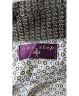 Expérience d'achat simple et satisfaisante pour cette fripe 569917 de qualité, offert par Once Again.