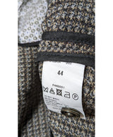La garantie Once Again : 569917 vêtements d'occasion de marque en état irréprochable.