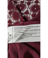 570670 Once Again, la référence de la friperie en ligne pour des achats de vêtements d'occasion sans souci et en état parfait.