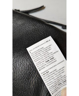 Expérience d'achat simple et satisfaisante pour cette fripe 570952 de qualité, offert par Once Again.