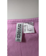 571147 Once Again, la référence de la friperie en ligne pour des achats de vêtements d'occasion sans souci et en état parfait.