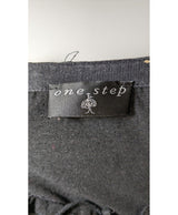 La garantie Once Again : 571312 vêtements d'occasion de marque en état irréprochable.
