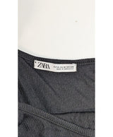 Le choix intelligent pour la mode durable, cette pièce 572227 Once Again allie parfait état et prix abordable.