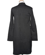 Expérience d'achat simple et satisfaisante pour cette fripe 572605 de qualité, offert par Once Again.