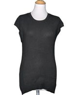 572652 Once Again, la référence de la friperie en ligne pour des achats de vêtements d'occasion sans souci et en état parfait.