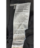 Expérience d'achat simple et satisfaisante pour cette fripe 572910 de qualité, offert par Once Again.