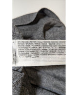 Expérience d'achat simple et satisfaisante pour cette fripe 573122 de qualité, offert par Once Again.