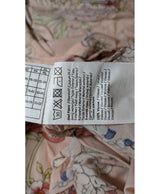 573225 Once Again, la référence de la friperie en ligne pour des achats de vêtements d'occasion sans souci et en état parfait.