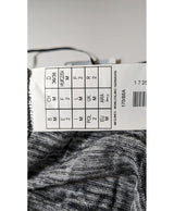 573298 Once Again, la référence de la friperie en ligne pour des achats de vêtements d'occasion sans souci et en état parfait.