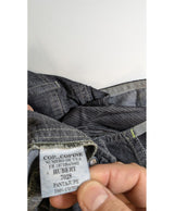 Expérience d'achat simple et satisfaisante pour cette fripe 573503 de qualité, offert par Once Again.
