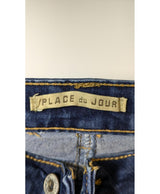 La garantie Once Again : 573730 vêtements d'occasion de marque en état irréprochable.