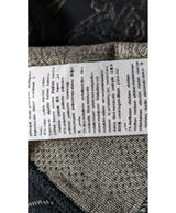 Expérience d'achat simple et satisfaisante pour cette fripe 573928 de qualité, offert par Once Again.