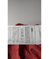 574573 Once Again, la référence de la friperie en ligne pour des achats de vêtements d'occasion sans souci et en état parfait.