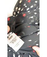 574952 Once Again, la référence de la friperie en ligne pour des achats de vêtements d'occasion sans souci et en état parfait.