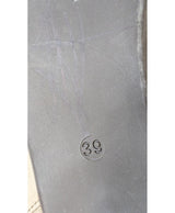Expérience d'achat simple et satisfaisante pour cette fripe 575038 de qualité, offert par Once Again.