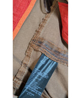 Le choix intelligent pour la mode durable, cette pièce 575090 Once Again allie parfait état et prix abordable.